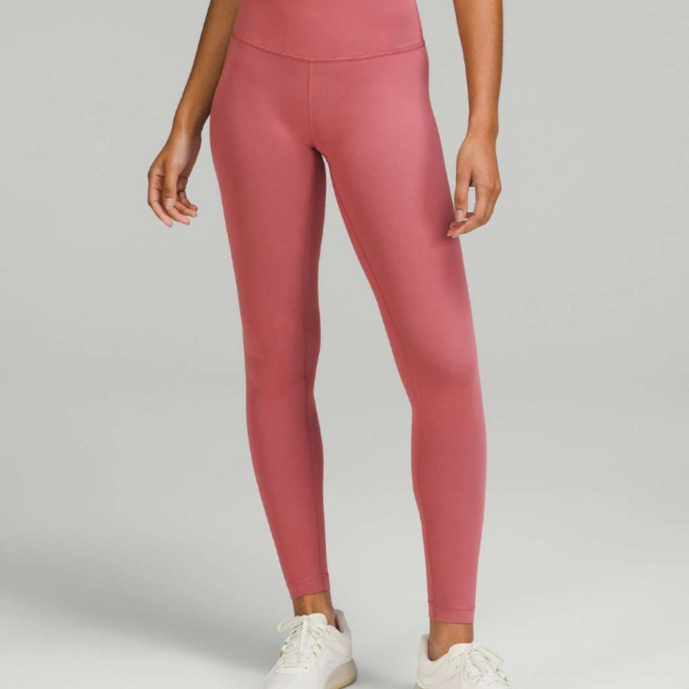 NWT lululemon wunder train 28